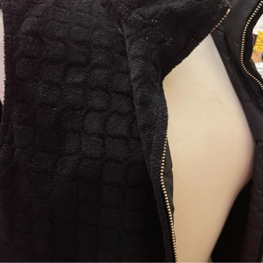 Reversible vest - Picture 2 of 6